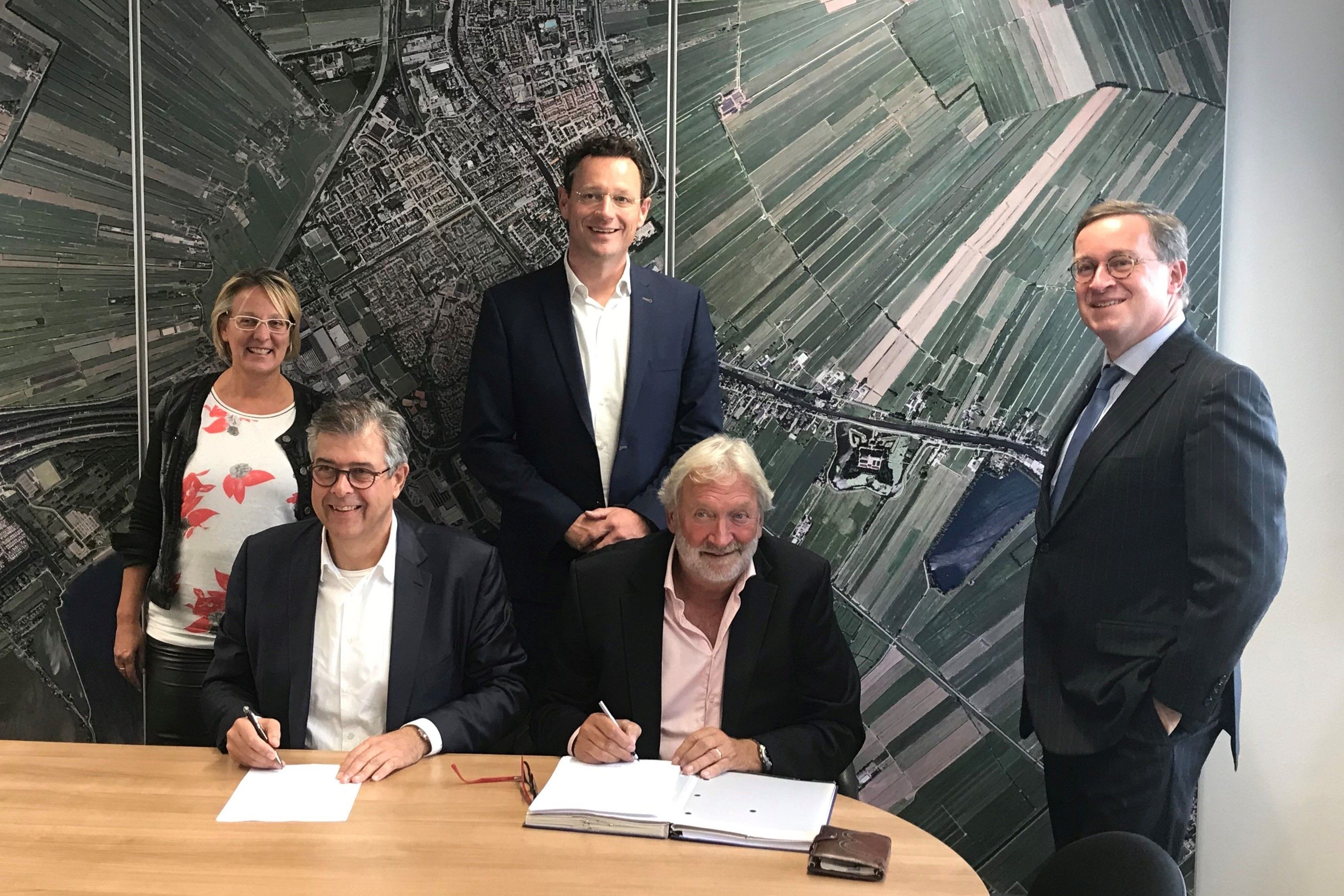 Umbraco.Web.PublishedCache.XmlPublishedCache.PublishedMediaCache+DictionaryPublishedContent?.Name